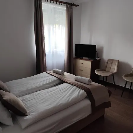 Felsoreti Vendeghaz Penzion 3*
