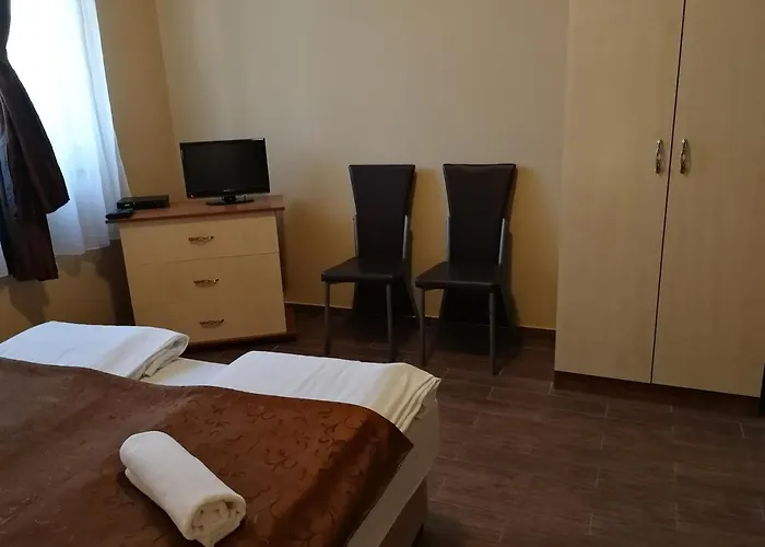 Felsoreti Vendeghaz بيت ضيافة